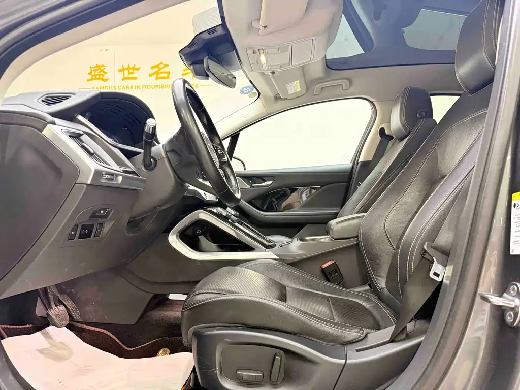Jaguar I-Pace 2018 EV400 SE