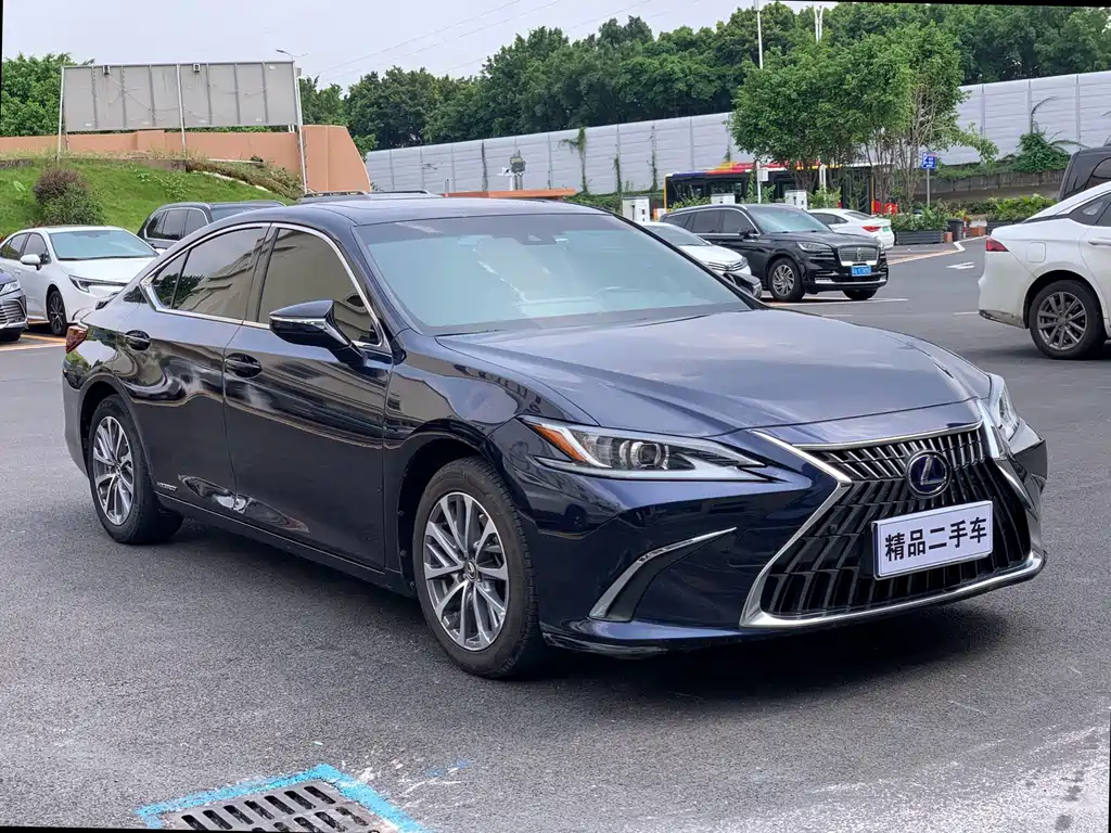 Lexus ES — миниатюра 3