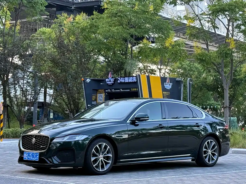 JAGUAR  XFL