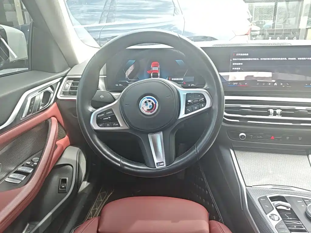 BMW i4 — миниатюра 15