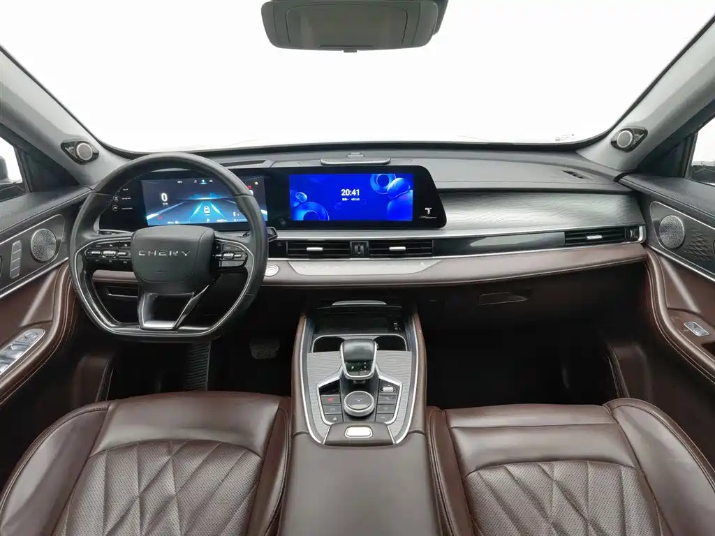 Chery 8 PRO 2022 290T 5 мест