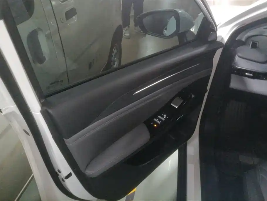 GEELY GALAXY GALAXY L6