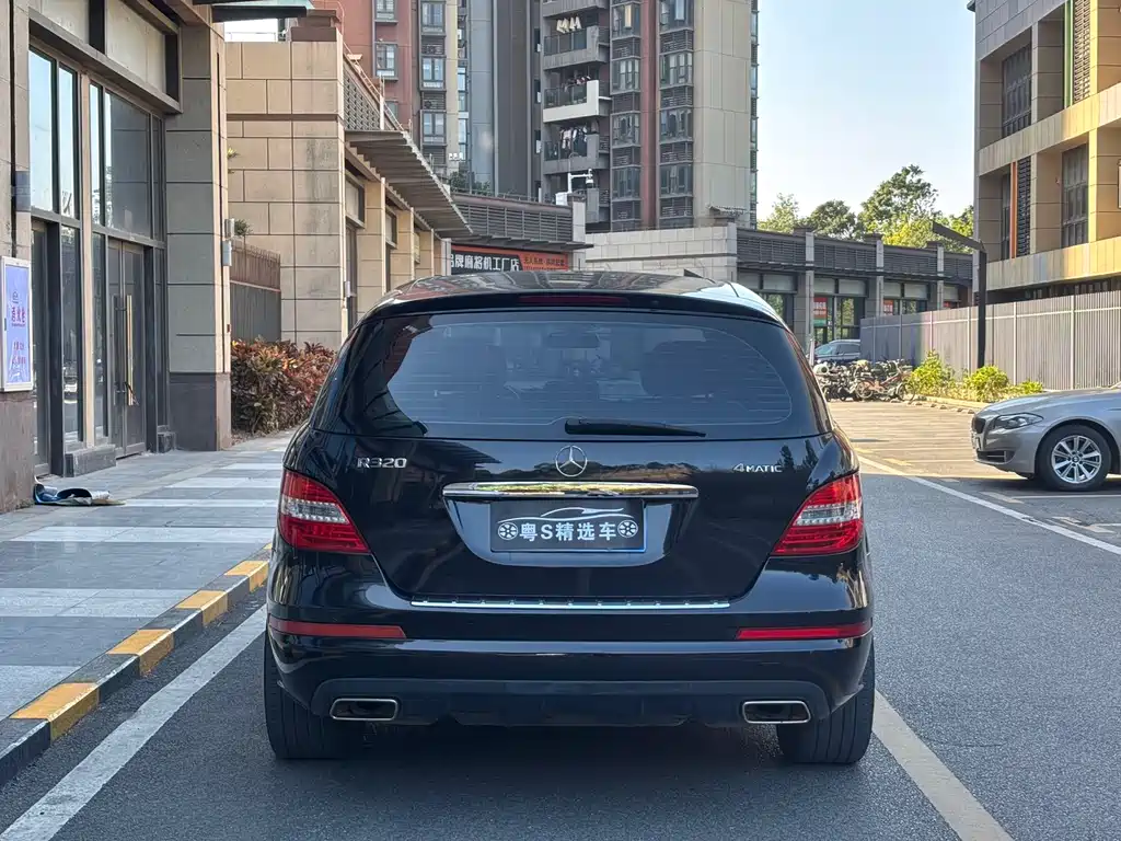 MERCEDES-BENZ R CLASS