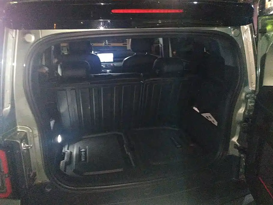 BAOJUN YUE ALSO PLUS