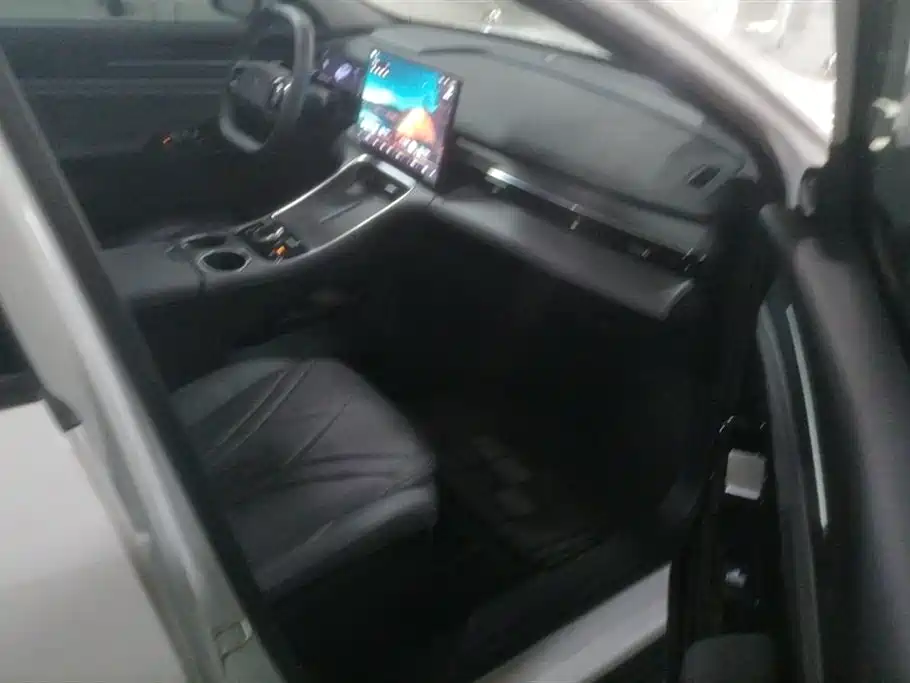 GEELY GALAXY GALAXY L6