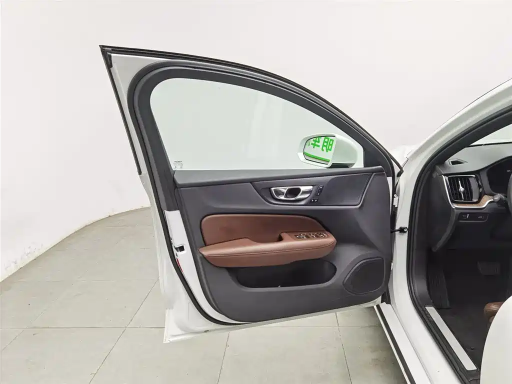 Volvo S60 2021 T4 Luxury