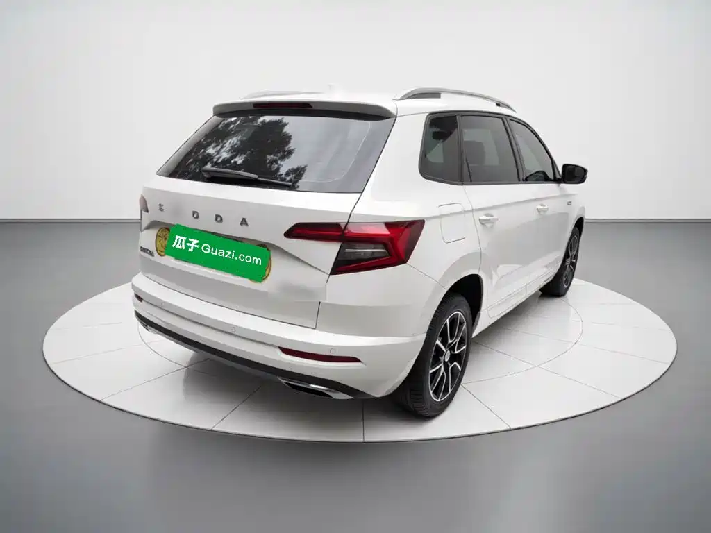 Skoda Karoq — миниатюра 4