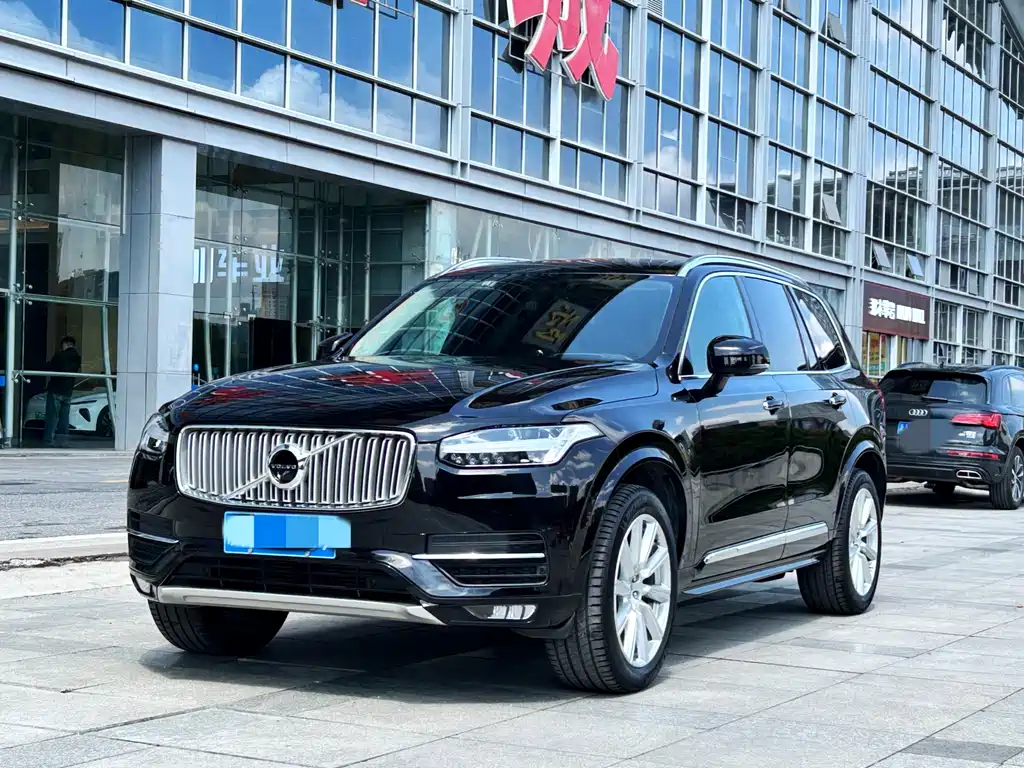 Volvo XC90 2019