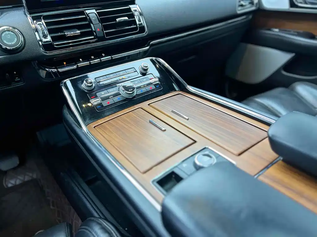 Lincoln Navigator 2019 3.5T