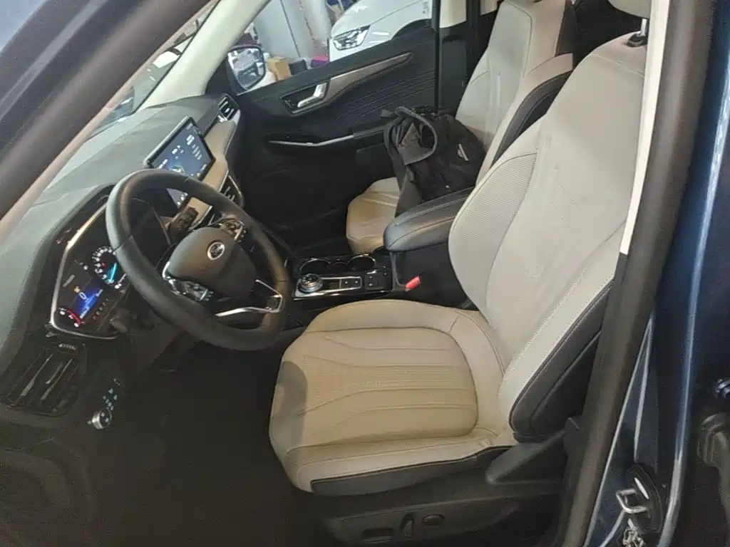 Ford Escape — миниатюра 15