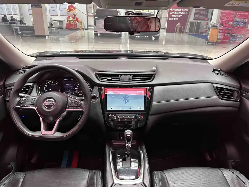 Nissan X-Trail 2017 2.0L CVT Comfort 2WD