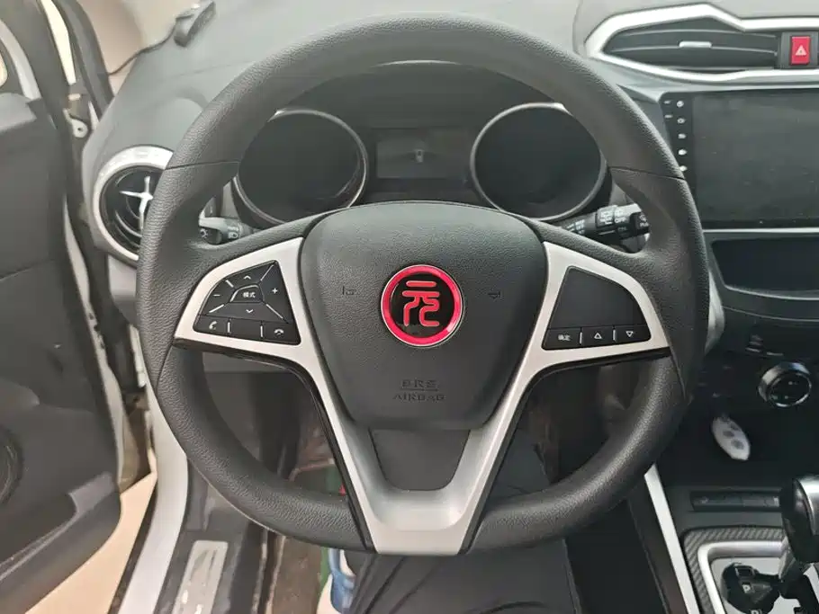 BYD Yuan — миниатюра 15