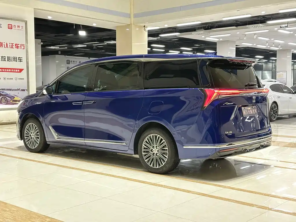 BUICK GL8 NEW ENERGY