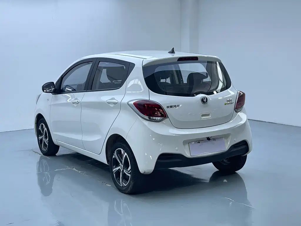 Changan Benben E-Star — миниатюра 15