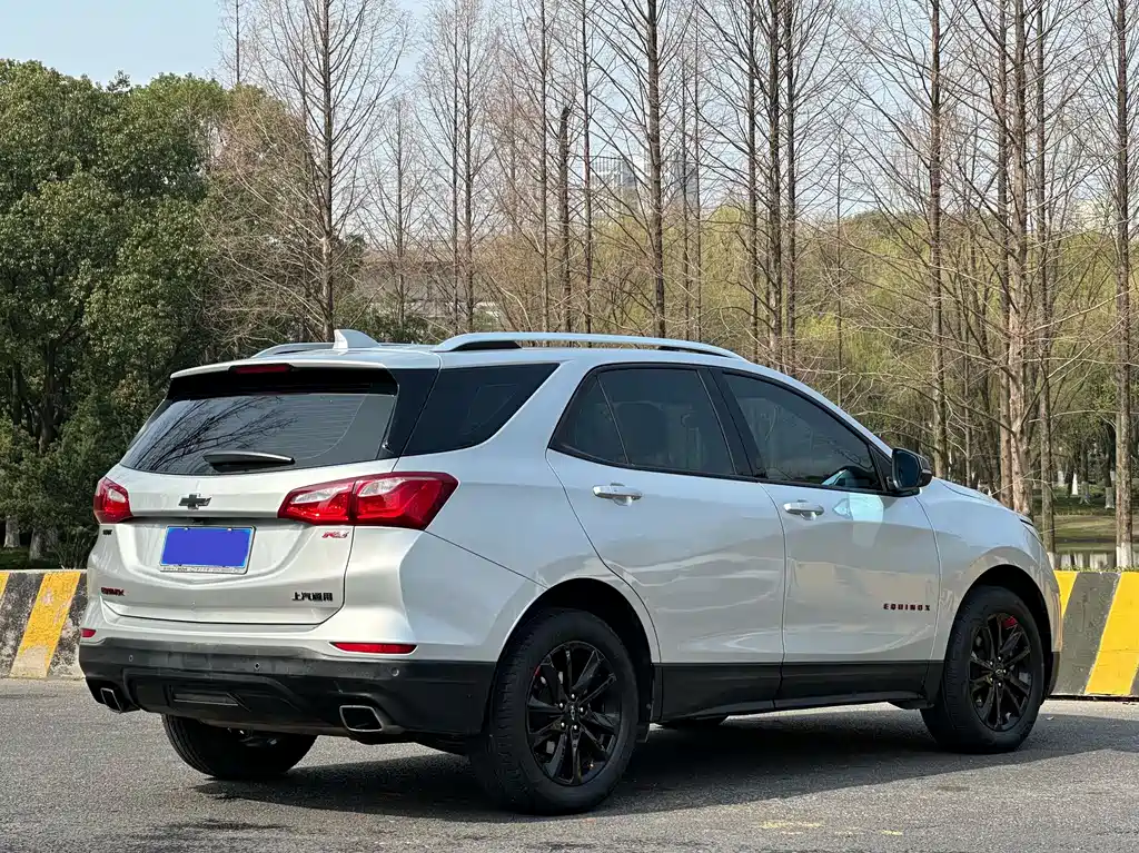 Chevrolet Equinox 2019 550T AT