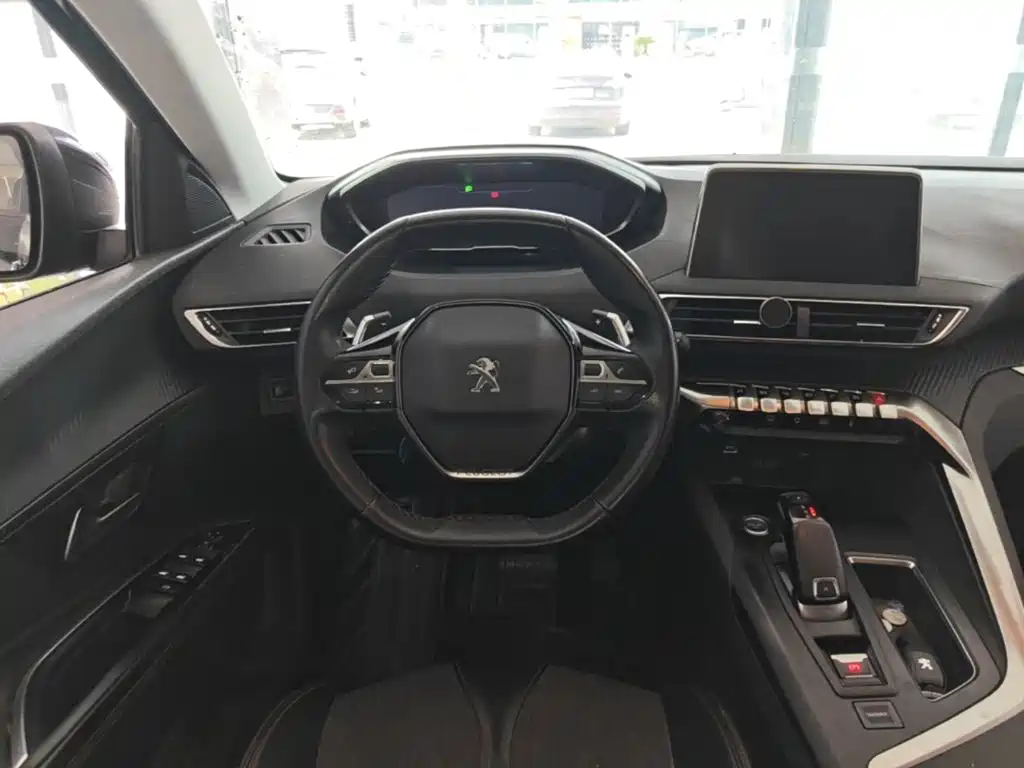 Peugeot 5008 — миниатюра 11