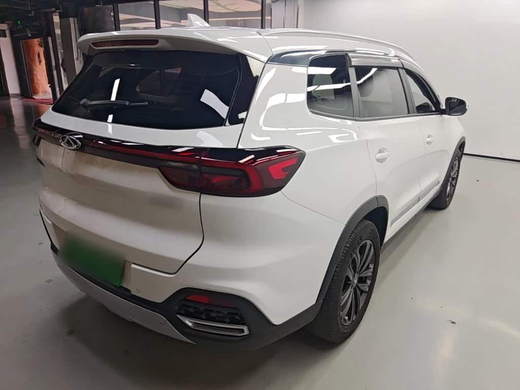 CHERY Tiggo 8 1.5 л 2023 г. Белый, пробег 41300 км