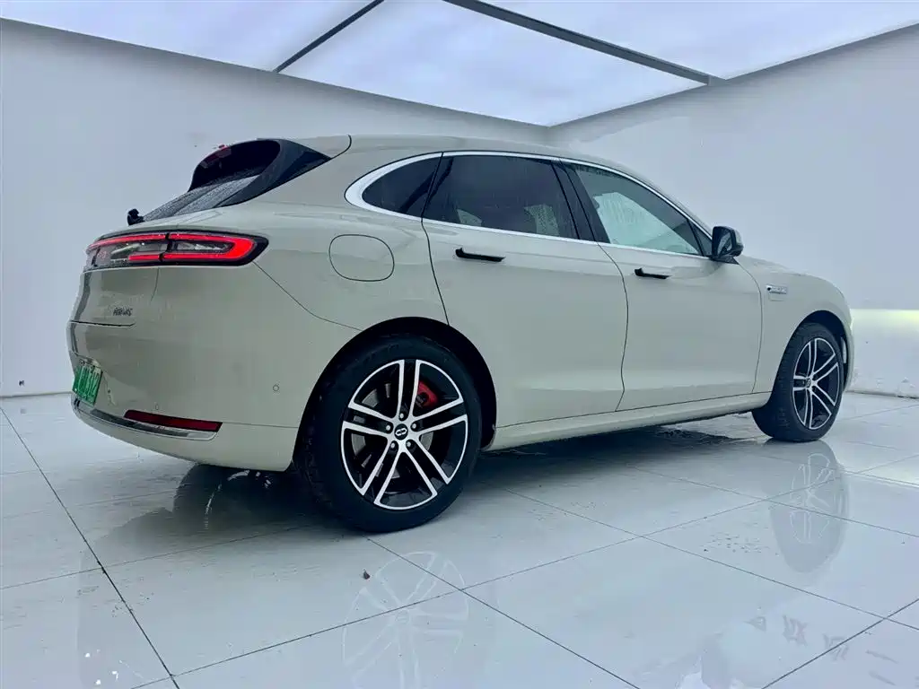 AITO ASK THE WORLD M5