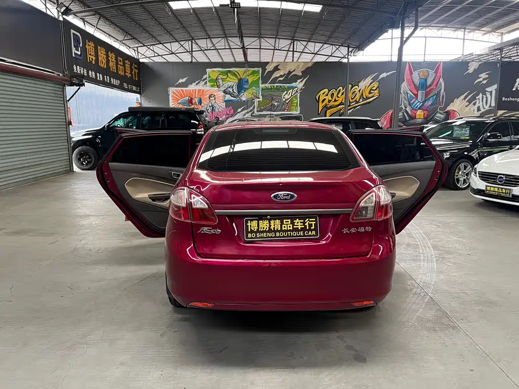 Ford Fiesta Sedan 1.5L Auto Fashion Type, фото 6