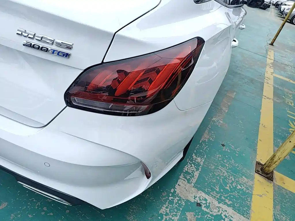 MG MG5 — миниатюра 8