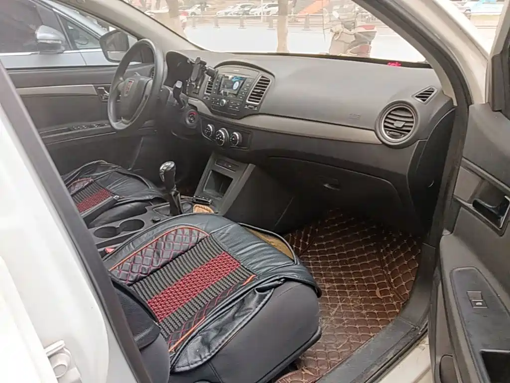 Roewe 350 — миниатюра 25