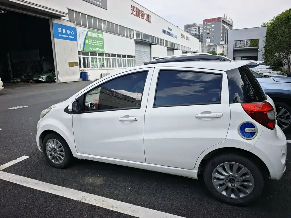JAC JAC iEV6E — миниатюра 3