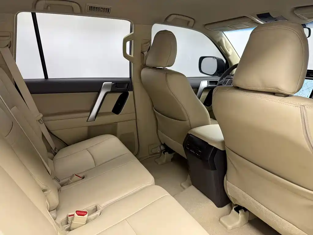 Toyota Prado (Import) — миниатюра 5