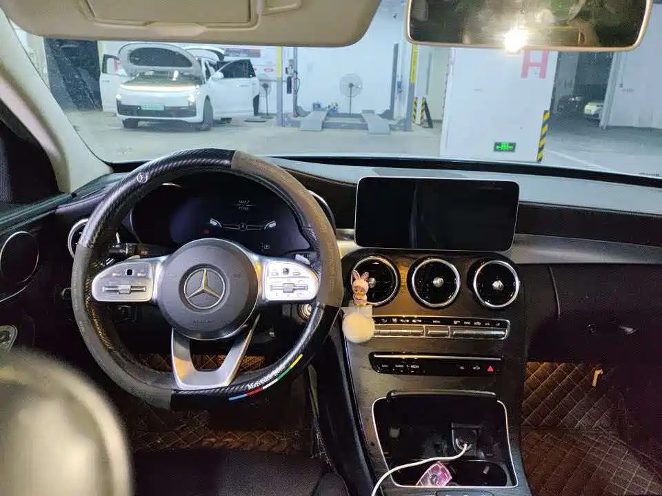 Mercedes-Benz C-Class — миниатюра 5
