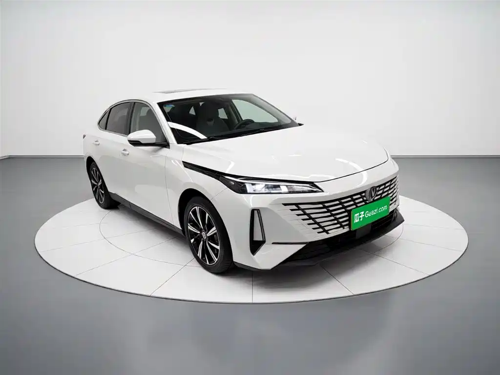 Changan Eado 2025 1.5T 500Bar Luxury