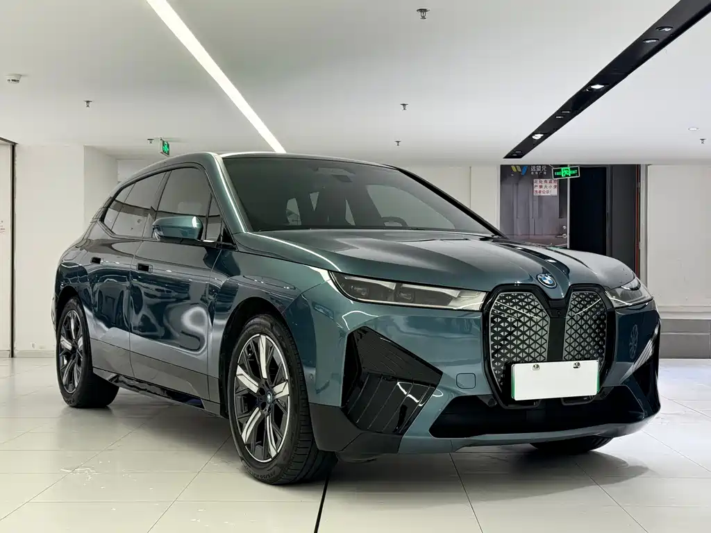 BMW iX — миниатюра 3