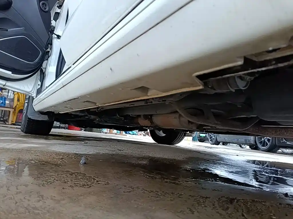 BYD MAX — миниатюра 22