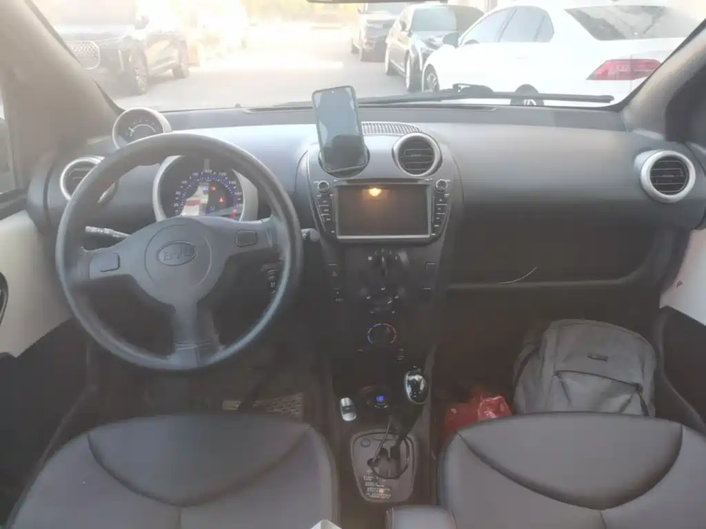 BYD F0 — миниатюра 10