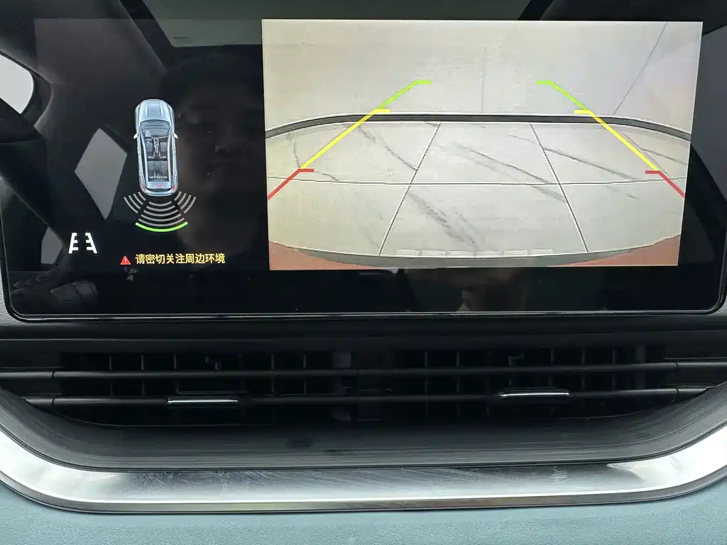Geely Emgrand S - фото 16
