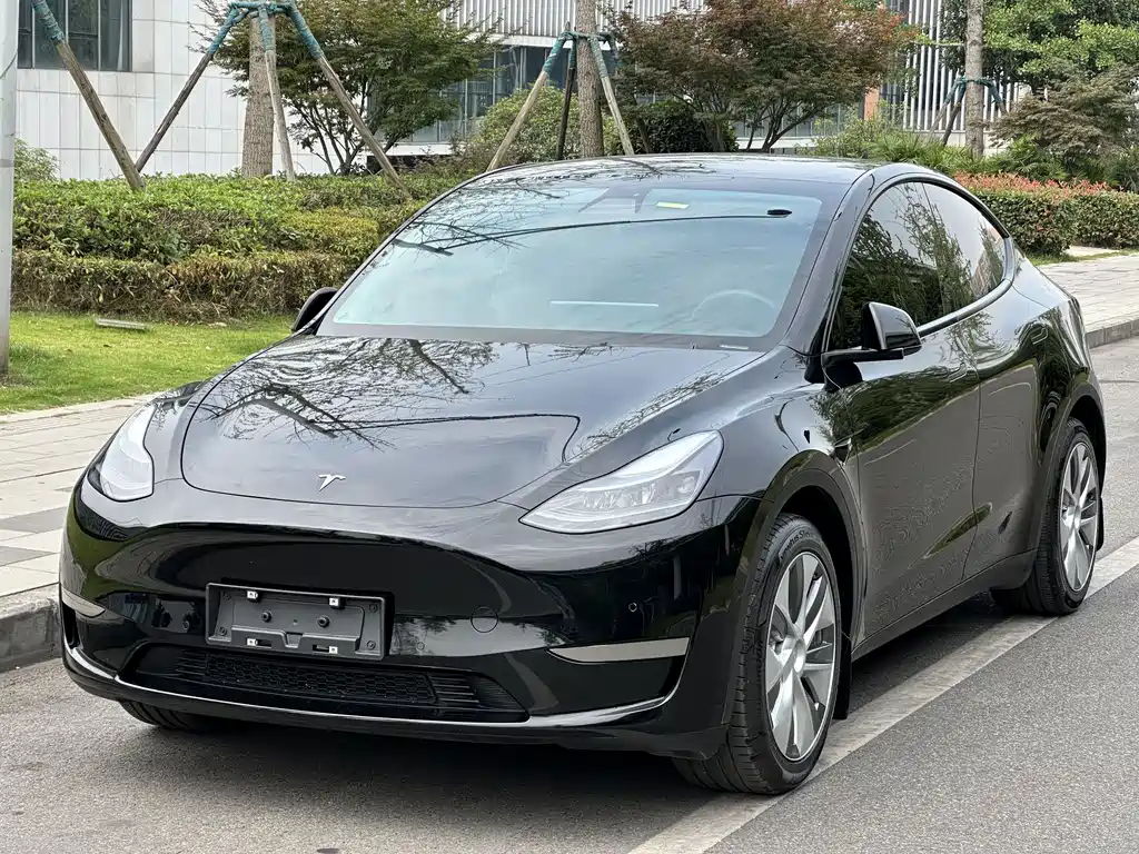 Tesla Model Y 2022 Facelift RWD Drive Dynamic Edition