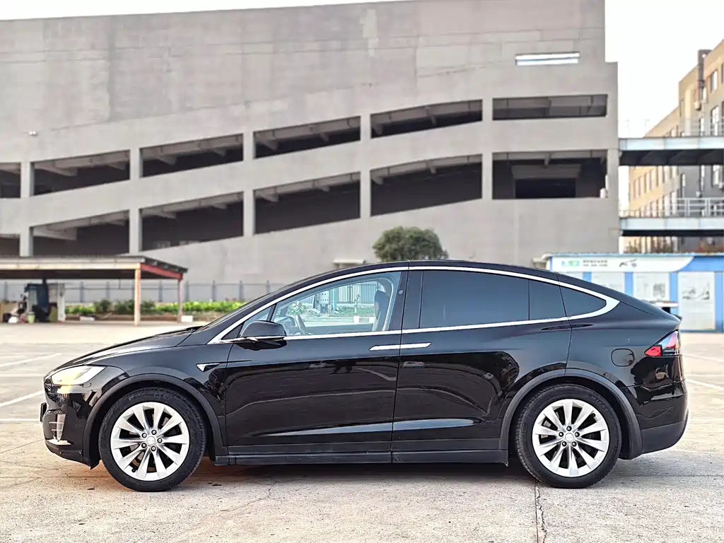 Tesla Model X 2016 Model X 75D