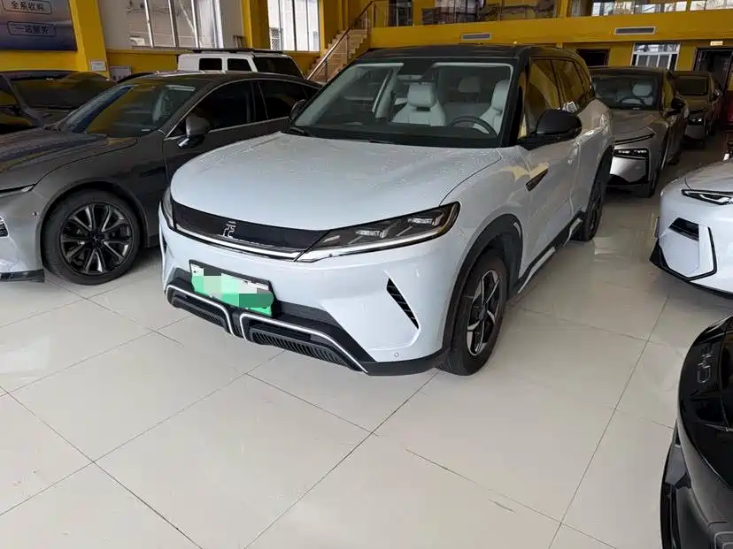 BYD Yuan UP
