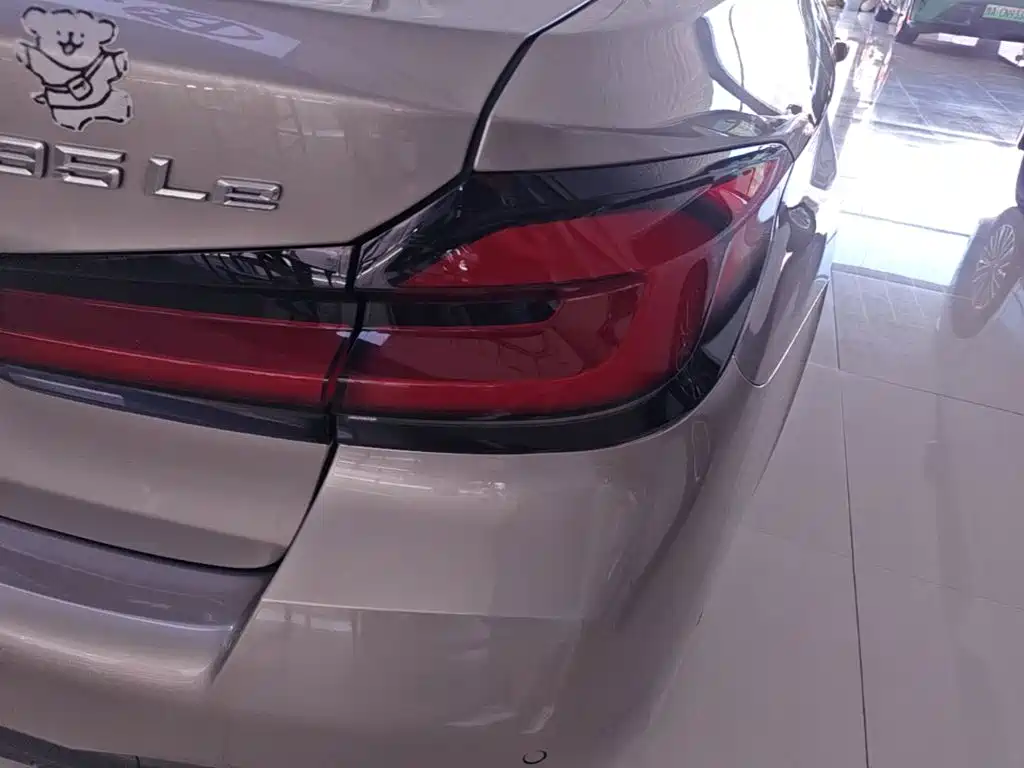 BMW 5 Series 5 2021 535Le M Sport