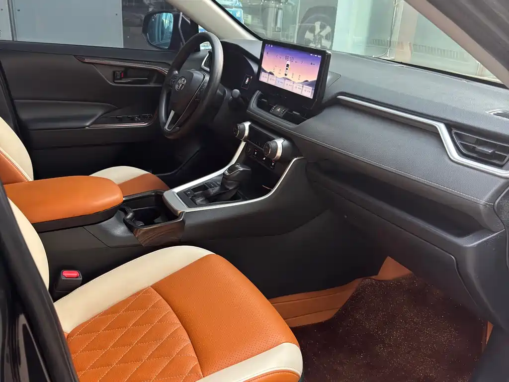 TOYOTA RAV4 RONGFANG