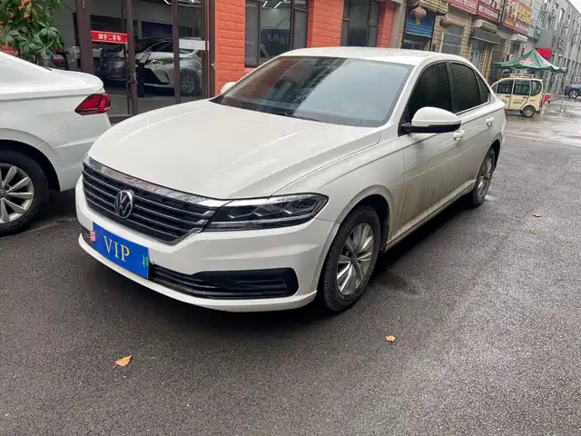 VOLKSWAGEN LAVIDA 2021