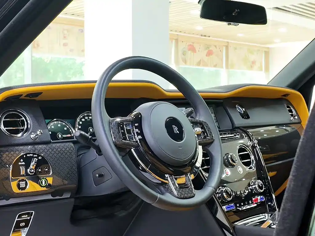Rolls-Royce Cullinan 2024 Black Badge