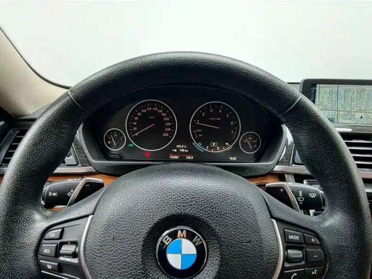 BMW 4 Series — миниатюра 11