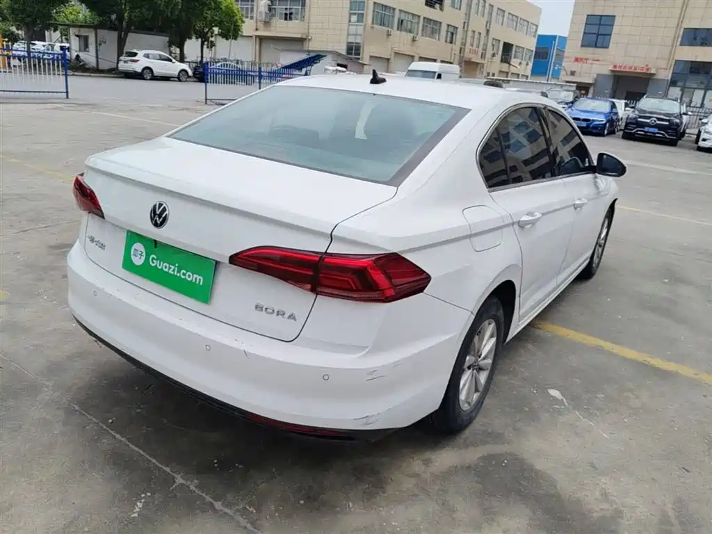 Volkswagen Bora 2021 1.5L AT Fashion Smart Connect