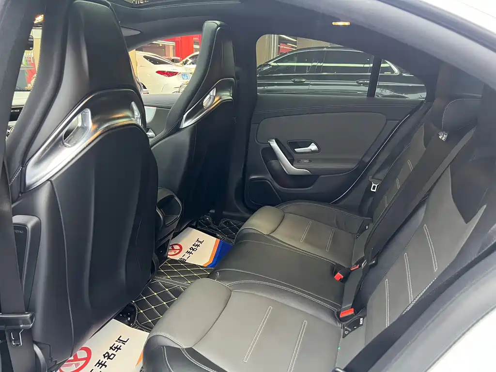 Mercedes-Benz CLA AMG — миниатюра 10