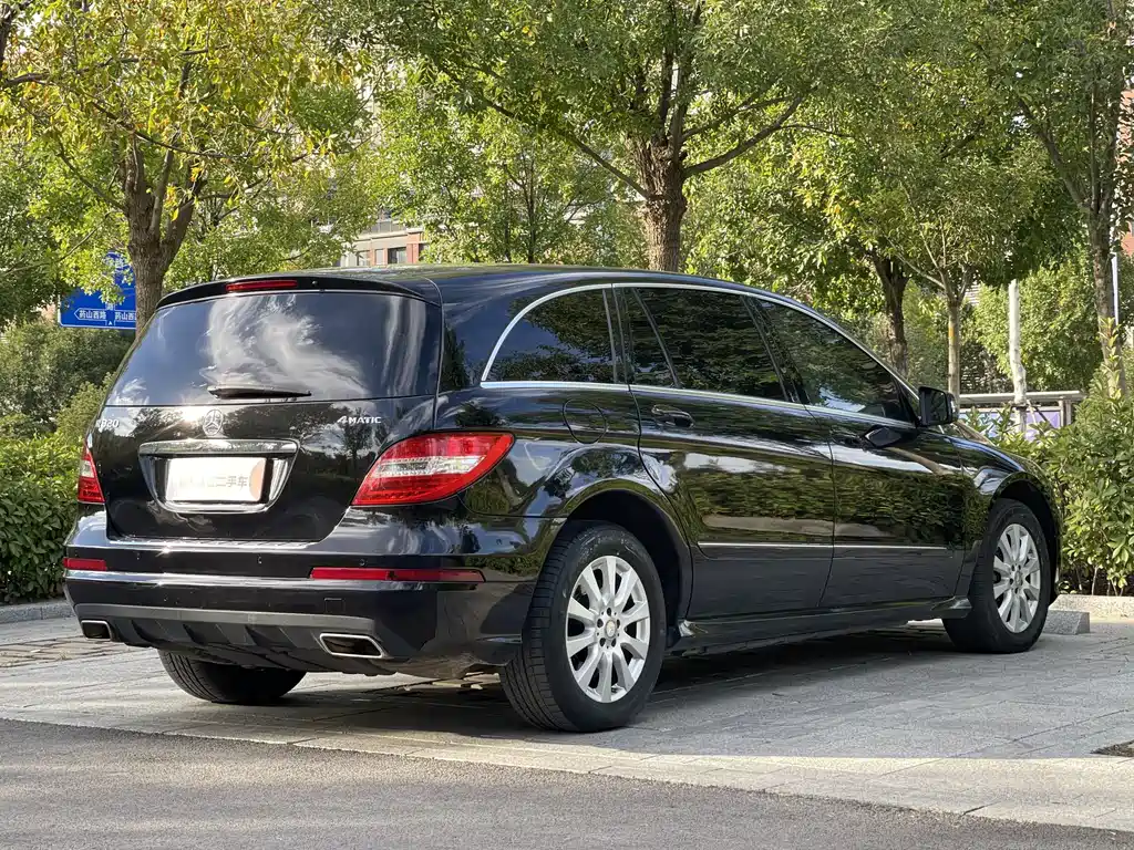 Mercedes-Benz R-Class — миниатюра 9
