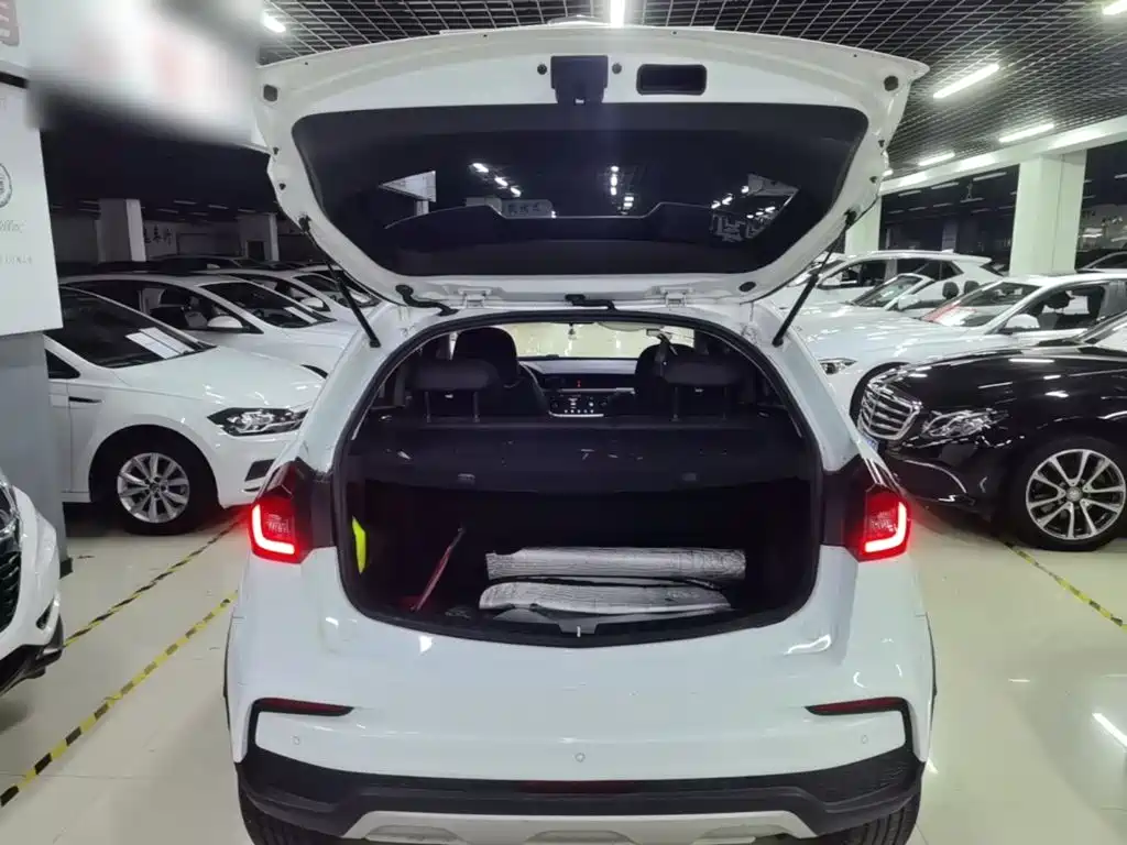 Geely Vision X3 — миниатюра 19