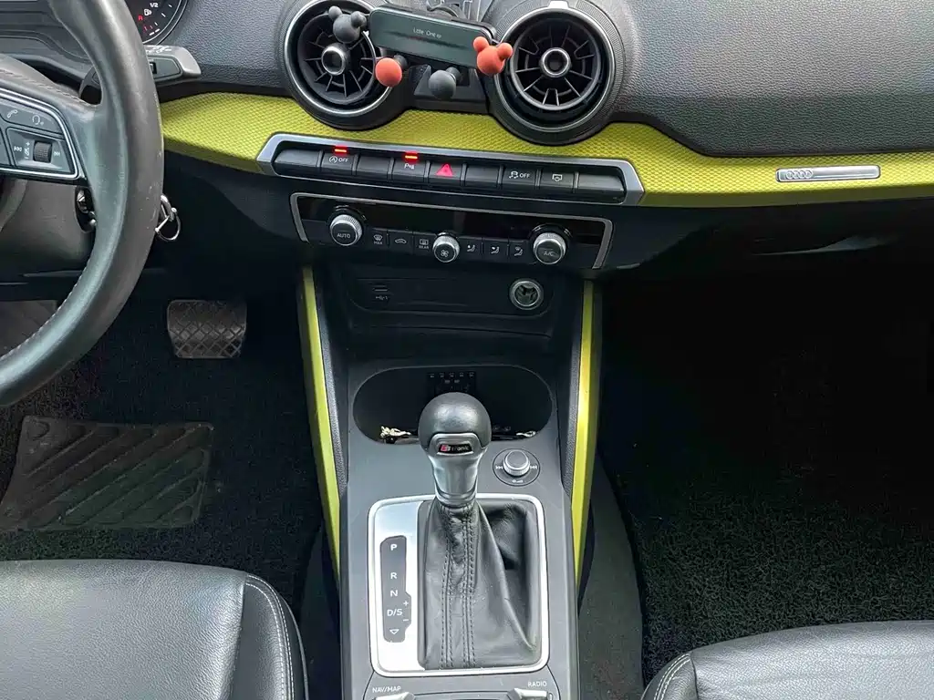Audi Q2L — миниатюра 8
