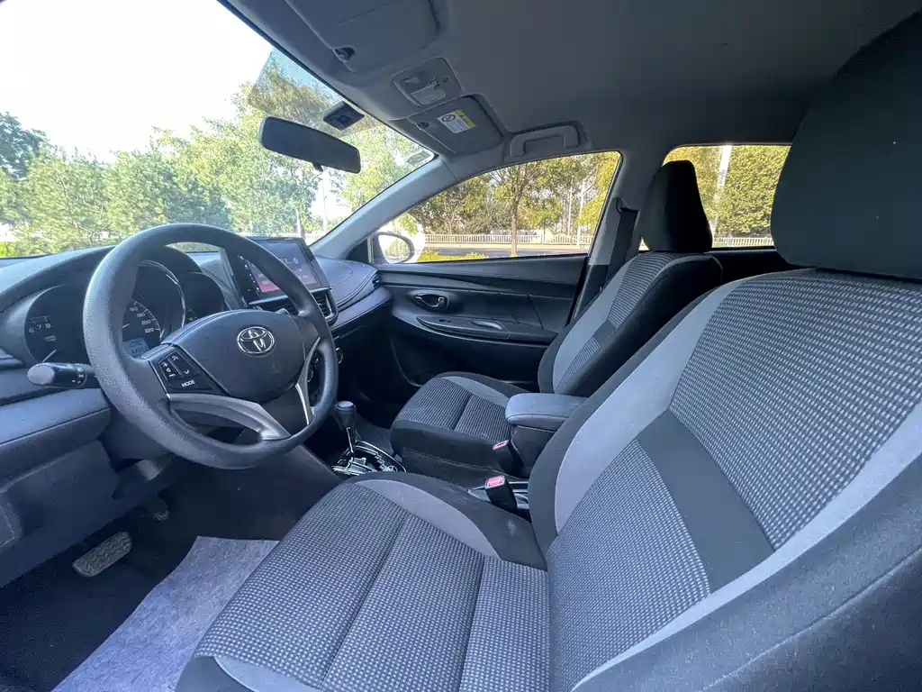 Toyota Vios — миниатюра 8