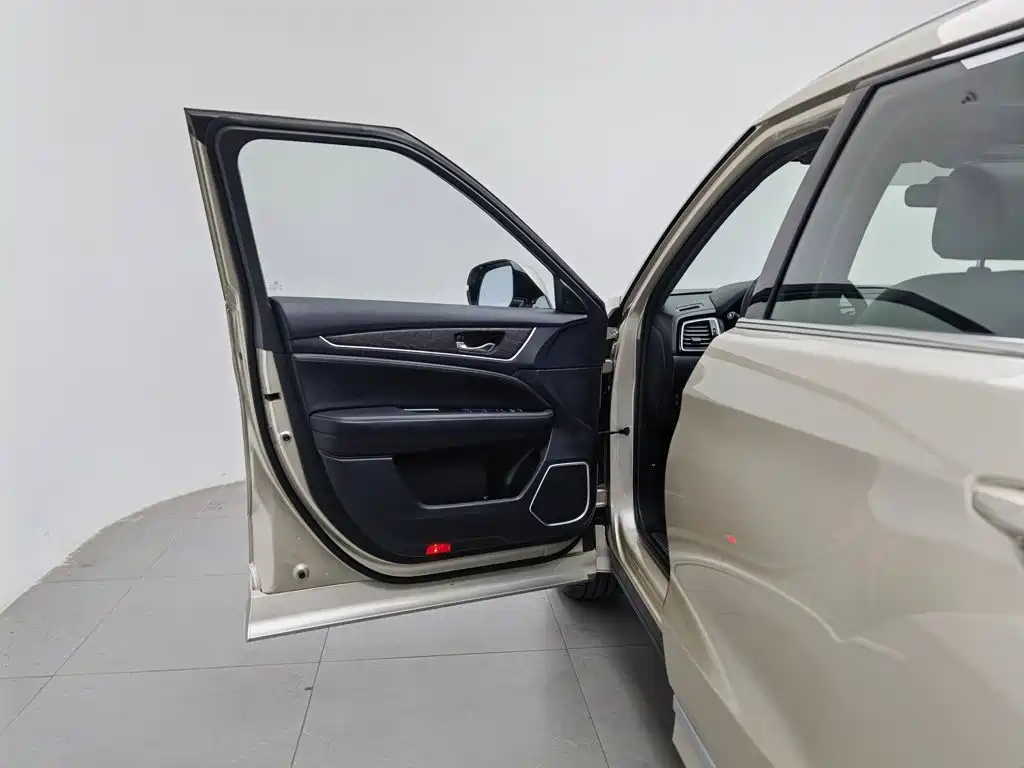 Honda UR-V — миниатюра 8
