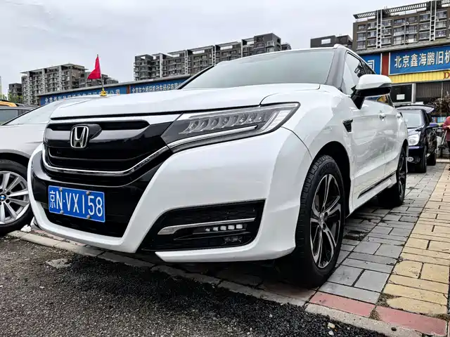 HONDA  UR V 2018