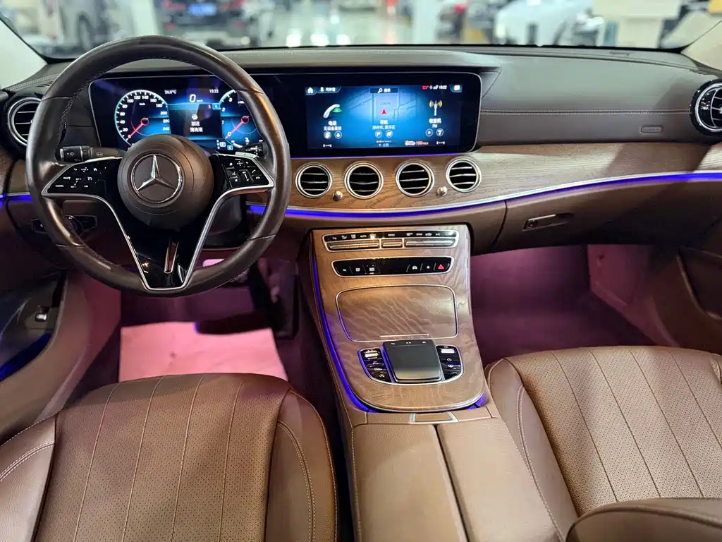 Mercedes-Benz E-Class — миниатюра 9